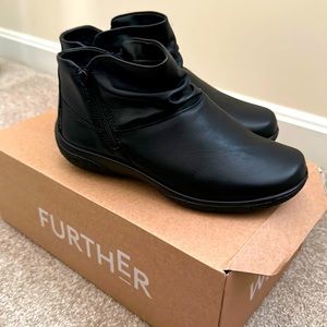 Hotter black leather shoes